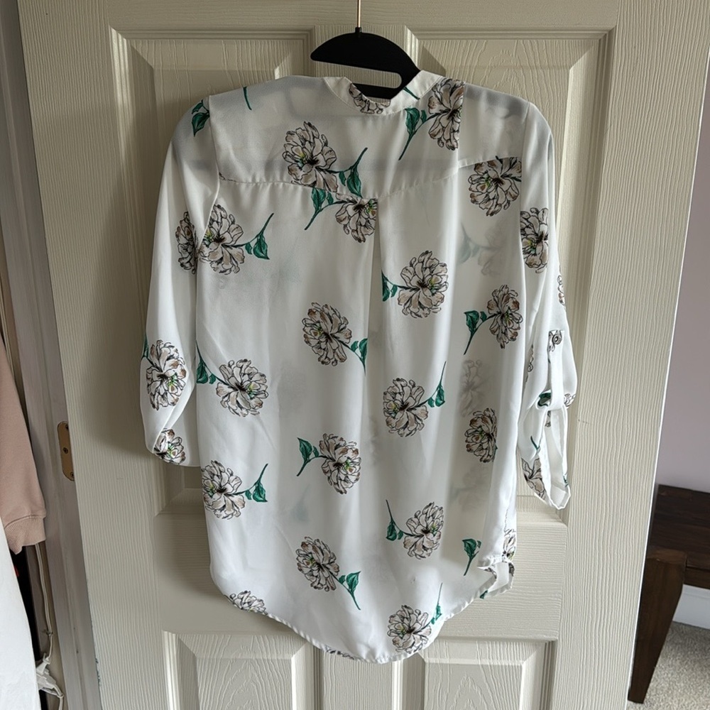 Warren Split Neck Blouse - Picture 3 of 3